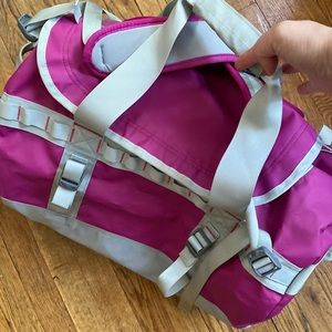 North Face Base Camp Duffel (S), pink